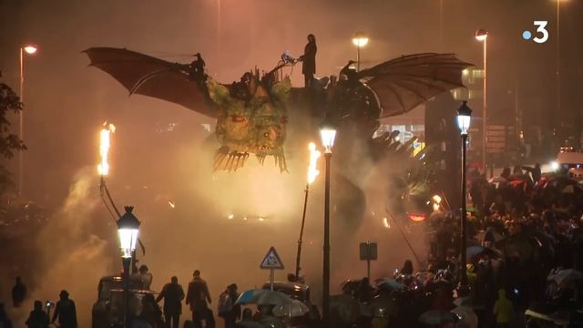 REPLAY. La grande histoire du Dragon de Calais смотреть онлайн