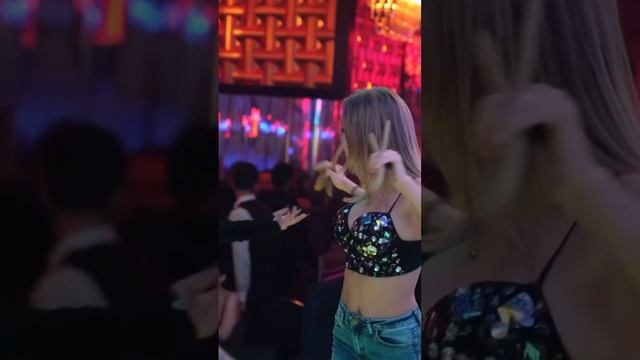 Herkesin Aradığı Video Pavyon (uzun versiyon) смотреть онлайн