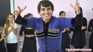 ЗАЖИГАТЕЛЬНЫЙ ТАНЦОР С ДАГЕСТАНА Гебек Мирзаханов - ( ASA STYLE Лезгинка ремикс 2025 )