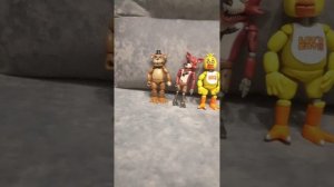 ещё одни фигурки и твистед Бонни