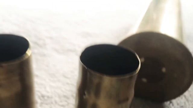 Ww2 anti-aircraft shell and ww1 /ww2 British helmet смотреть онлайн