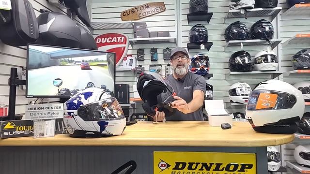 Schuberth C5 helmet review, with SC-2 com system install. смотреть онлайн
