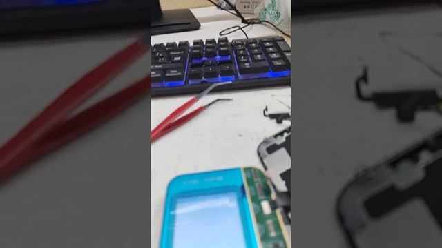 Восстановление face id и True tone на iPhone. Замена верхнего ШЛЕЙФА на jcid Receiver FPC. смотреть онлайн