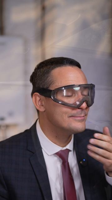 Когда получил СМС от банка, что все вопросы по 115-ФЗ решены смотреть онлайн