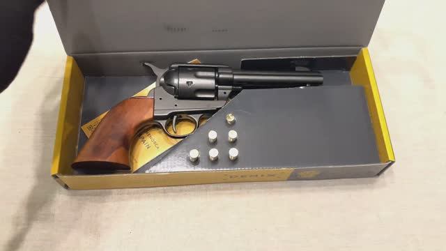 Револьвер Кольт подарочный, Peacemaker Revolver 4,75