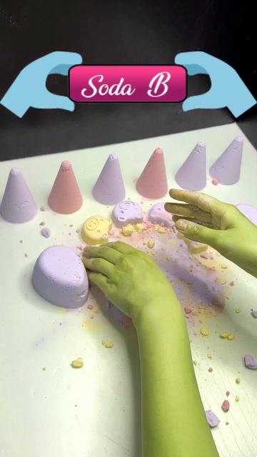 ASMR baking soda yellow,pink and purple #shorts #Bakingsoda #ASMRSodaB #satisfyingvideos смотреть онлайн