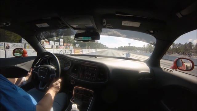 Scat Pack at the local 1/8 track смотреть онлайн