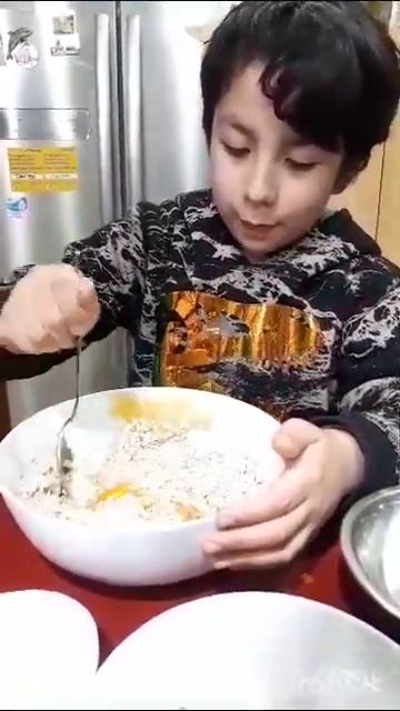 Maxi Cocinando Galletas De Avena