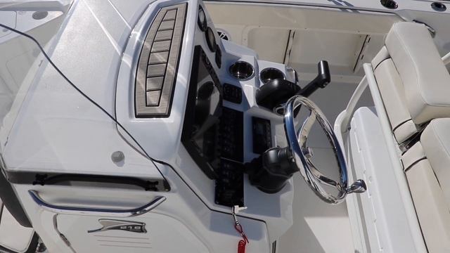 2023 Stingray 216 CC смотреть онлайн