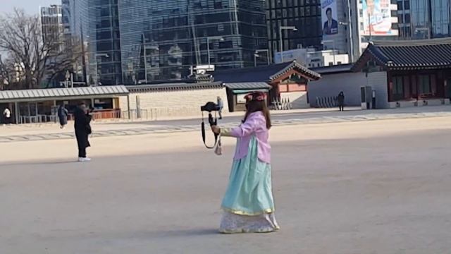 PAKISTANI FAMILY TRY HANBOK IN KOREA | URDU HINDI VLOGS | PAKISTANI IN KOREA смотреть онлайн