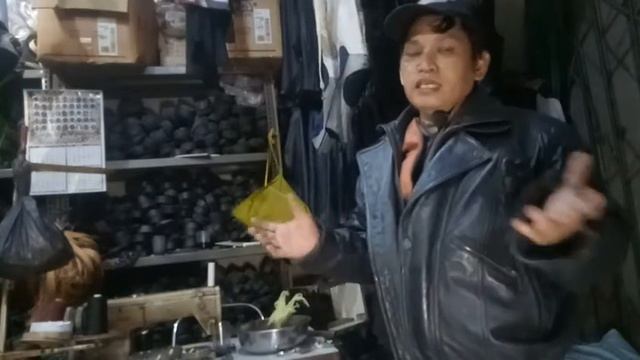 JAKET KULIT MODEL EROPA KESUKAAN UNTUK ORANG TUA... смотреть онлайн
