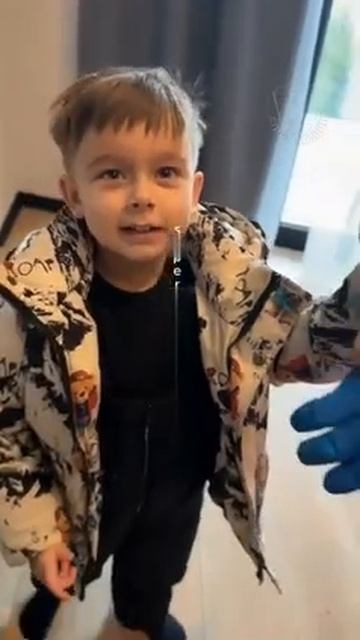 Украина. Господи, убогая жалкая нация, беспринципная, тёмная и нищая.. Конечно, что там вырастет?! смотреть онлайн