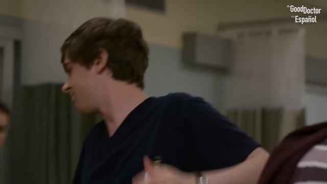 Shaun se identifica con un paciente | Capítulo 4 | Temporada 2 | The Good Doctor en Español смотреть онлайн