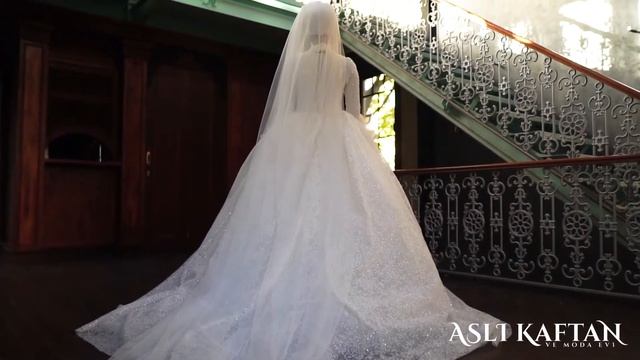 Aslı Kaftan -2020 Şems Gelinlik Modeli смотреть онлайн
