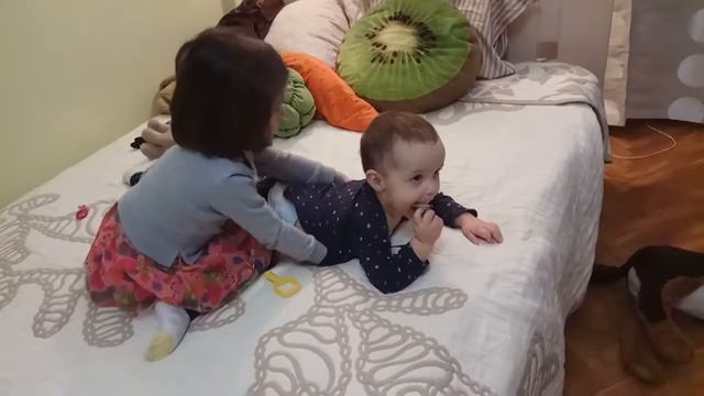 Массаж. Алесе 3.10, Игнату 1.8 смотреть онлайн