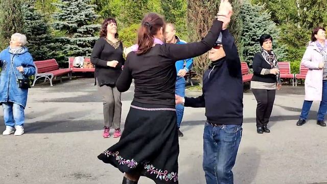 ТОПОЛЯ, ТОПОЛЯ ВСЕ В ПУХУ! 2023 ТАНЦЫ ХАРЬКОВ #music #retrodancing