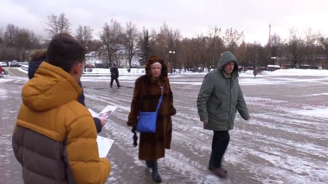 Мы обязаны им жизнью! В России поздравили мам и бабушек.