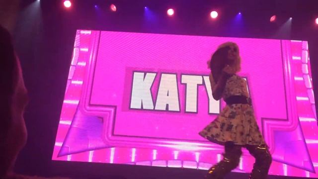 Katya Zamolodchikova Read U Wrote U Comedy Queens Amsterdam 8 Sep 2017 смотреть онлайн