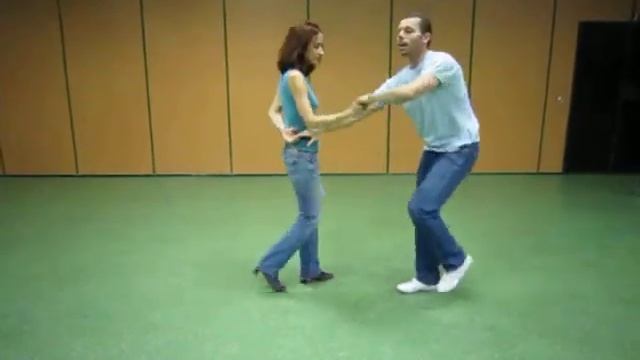Passe de Salsa 'Setenta' - www.salsa-guide.fr смотреть онлайн