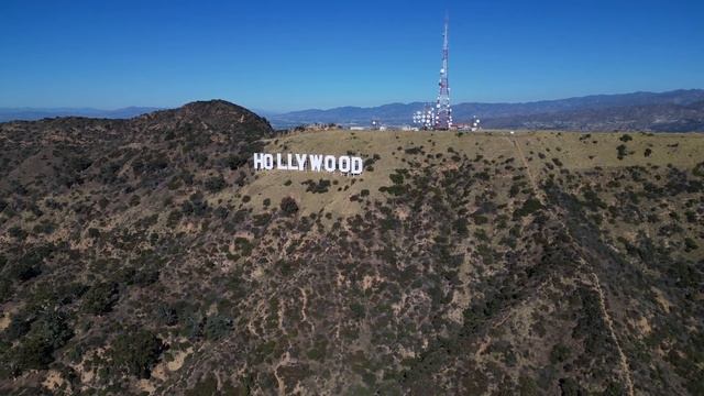 DJI Mini 3 Pro - ActiveTrack (Spotlight) & Manual Flight 1 @ Hollywood Sign смотреть онлайн