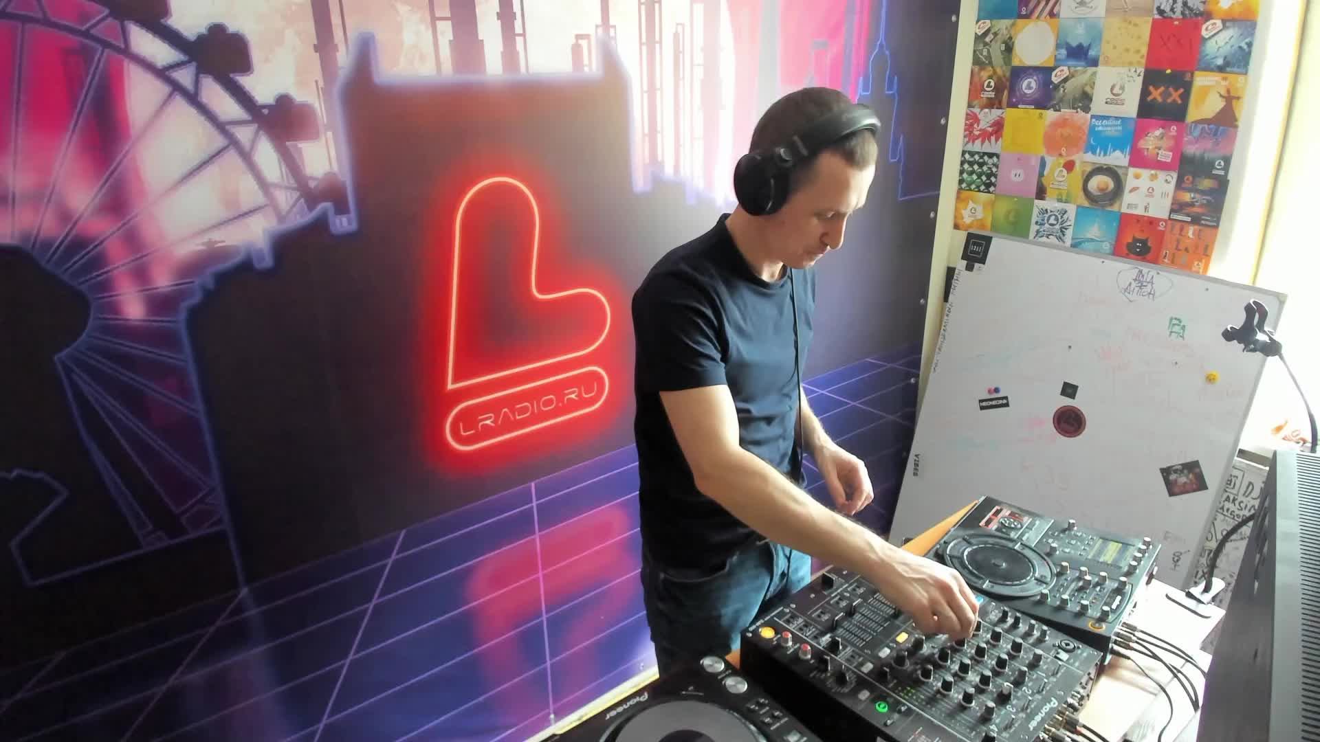 Живые игры 05.03.25 смотреть онлайн