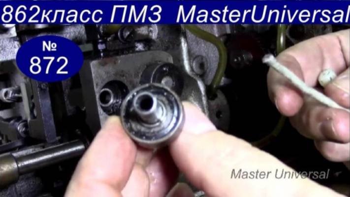 Как поставить фитиль для смазки и заменить подшипник на челночном валике на 862 кл. Ч.2. Видео № 872 смотреть онлайн