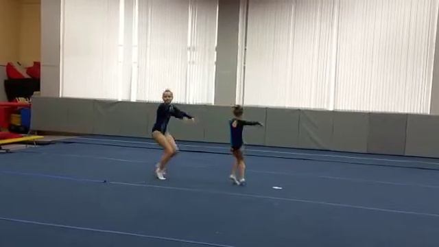 2021_12_25_Экзамен по акробатике Анастасии второе выступление. смотреть онлайн