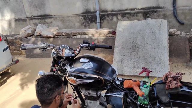 Bullet Standard 350 Black Smoke PPF Lamination | Modified BULLET🦅 | PPF COST? | EXHAUST MODIFIED ⚠ смотреть онлайн