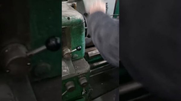 Токарно-винторезный станок 1М61 1976гв