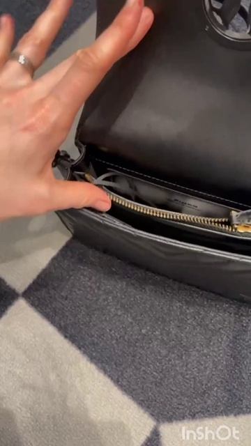 Pinko mini ОРИГИНАЛ, 365€- 15%, р-р 8×13×19.А что выбираешь ты копию или оригинал? смотреть онлайн