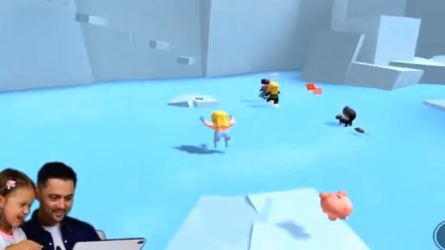 Играем в роблокс!