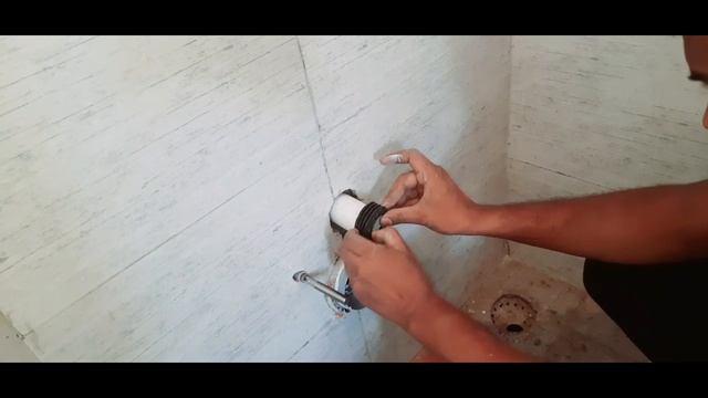 How To Install Wall Hung Commod | दीवाल वाली Allen key से टॉयलेट सीट एक बार में फीट करे | Toilet se смотреть онлайн