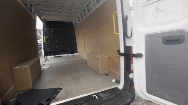LG68PNF - 2018 VOLKSWAGEN CRAFTER CR35 LWB DIESEL FWD 2.0 TDI 102PS Trendline High Roof Van смотреть онлайн