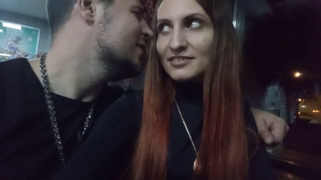 я хочу, чтобы ты улыбалась чаще и шире))) смотреть онлайн