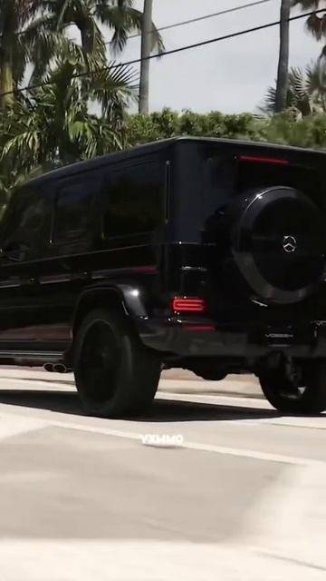 Сверх черный Mercedes G63 Gelik #g63 #gelik #mercedes #черный #мерседес #shorts #short #car смотреть онлайн