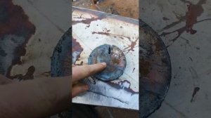 Как резать ровные отверстия резаком