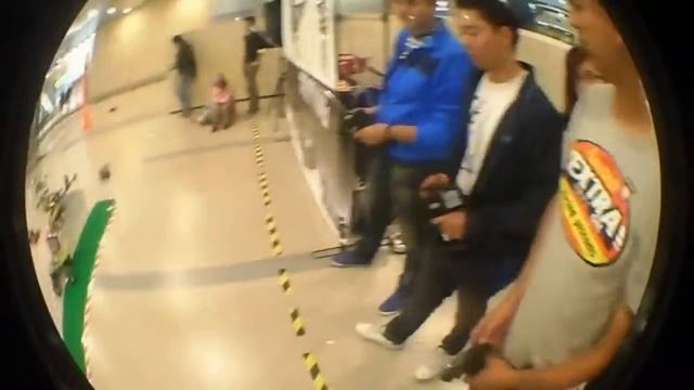 PLASTICKHOUSE DRIFTING EN TITAN PLAZA смотреть онлайн