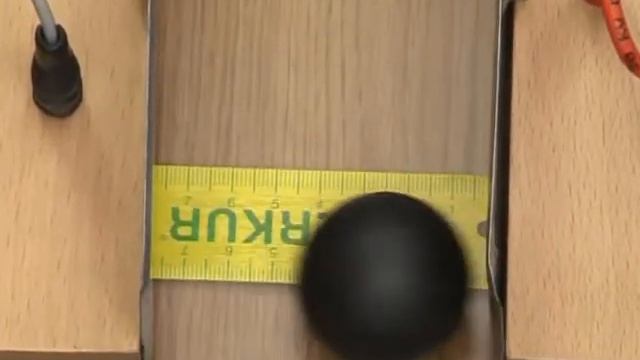 Sila Na Elektrino V Elektrostatičnem Polju