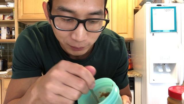 Prison Protein Shake, no blender needed! смотреть онлайн