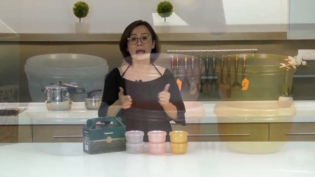 Tupperware Mini Bowl