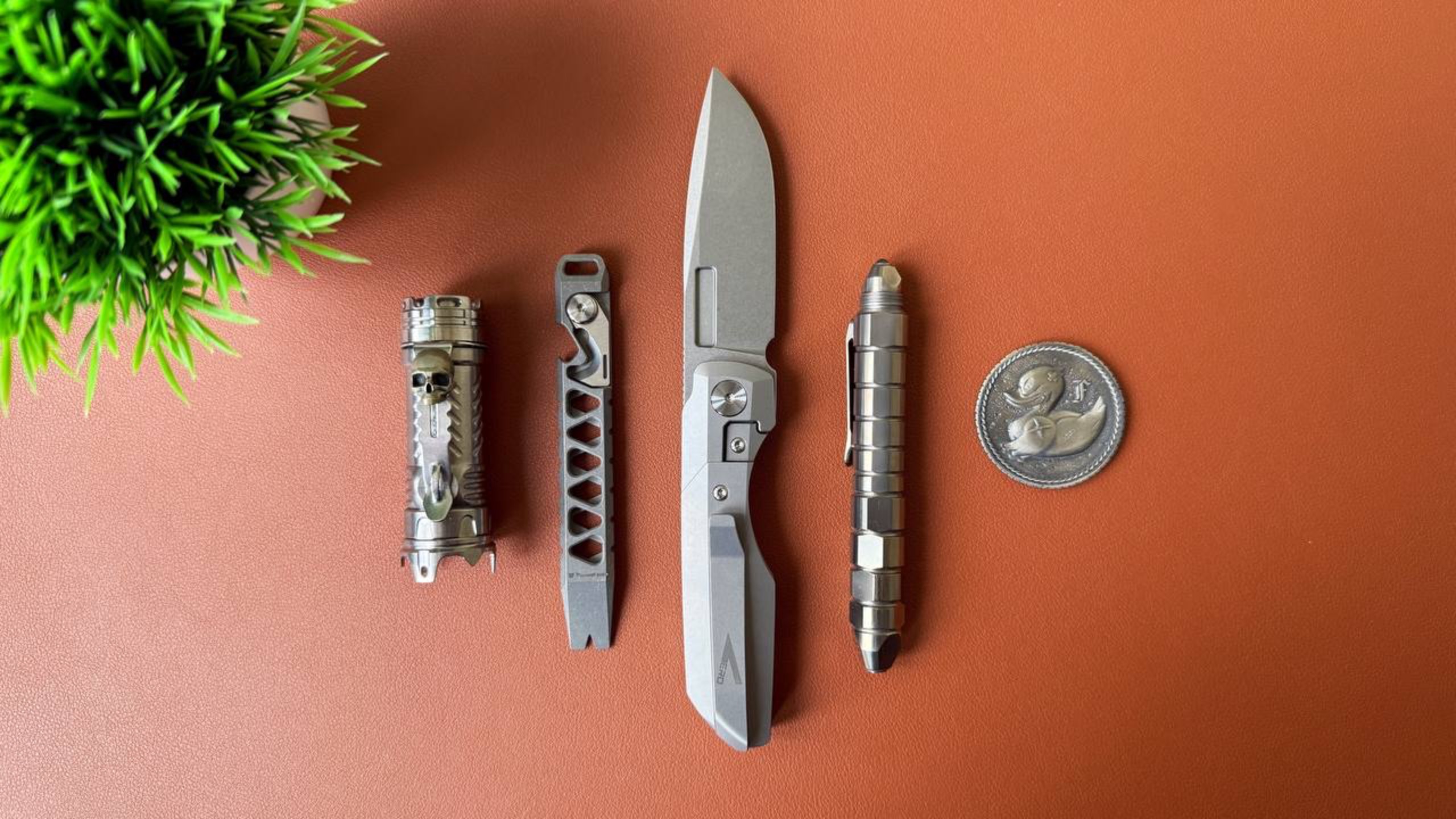 САМЫЙ ИЗВЕСТНЫЙ! Vero Engineering Synapse складной нож смотреть онлайн