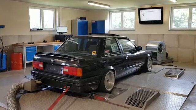 BMW E30 318is 136PS 1989 - LET Stage1 - Lechner Tuning GmbH смотреть онлайн
