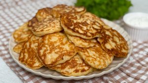 Из капусты и кефира можно приготовить нежные оладьи. Вкусно даже тем, кто не любят капусту