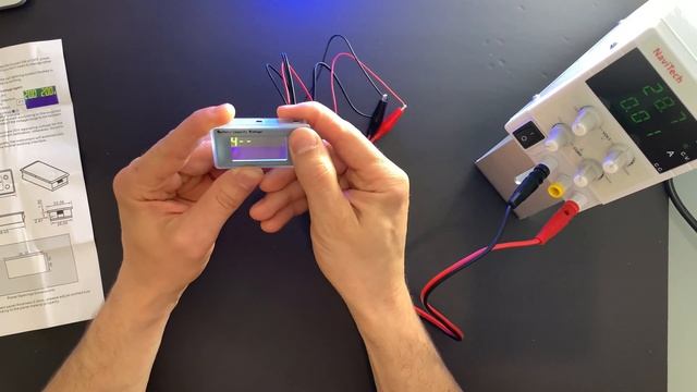 Digital Battery Capacity/Voltage/Temperature Monitor