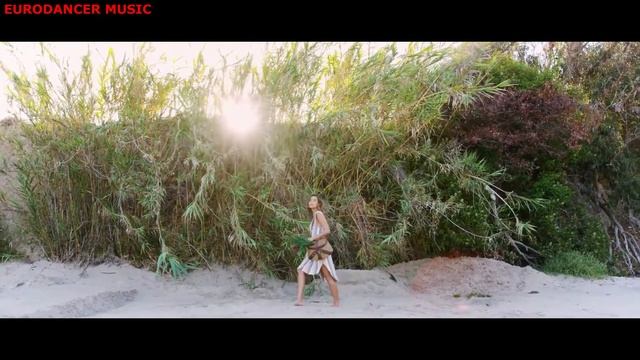 Cafe Chantal - Cafe Chantal (video Mix) (eurodance 90 Shuffle)