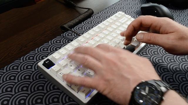 WOB Rainy75 (Galaxy Silver) Sound Test