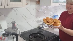 Жарю ОЛАДЬИ по просьбе ПОДПИСЧИКА. Что готовлю на УЖИН? И снова ЗЕФИР.