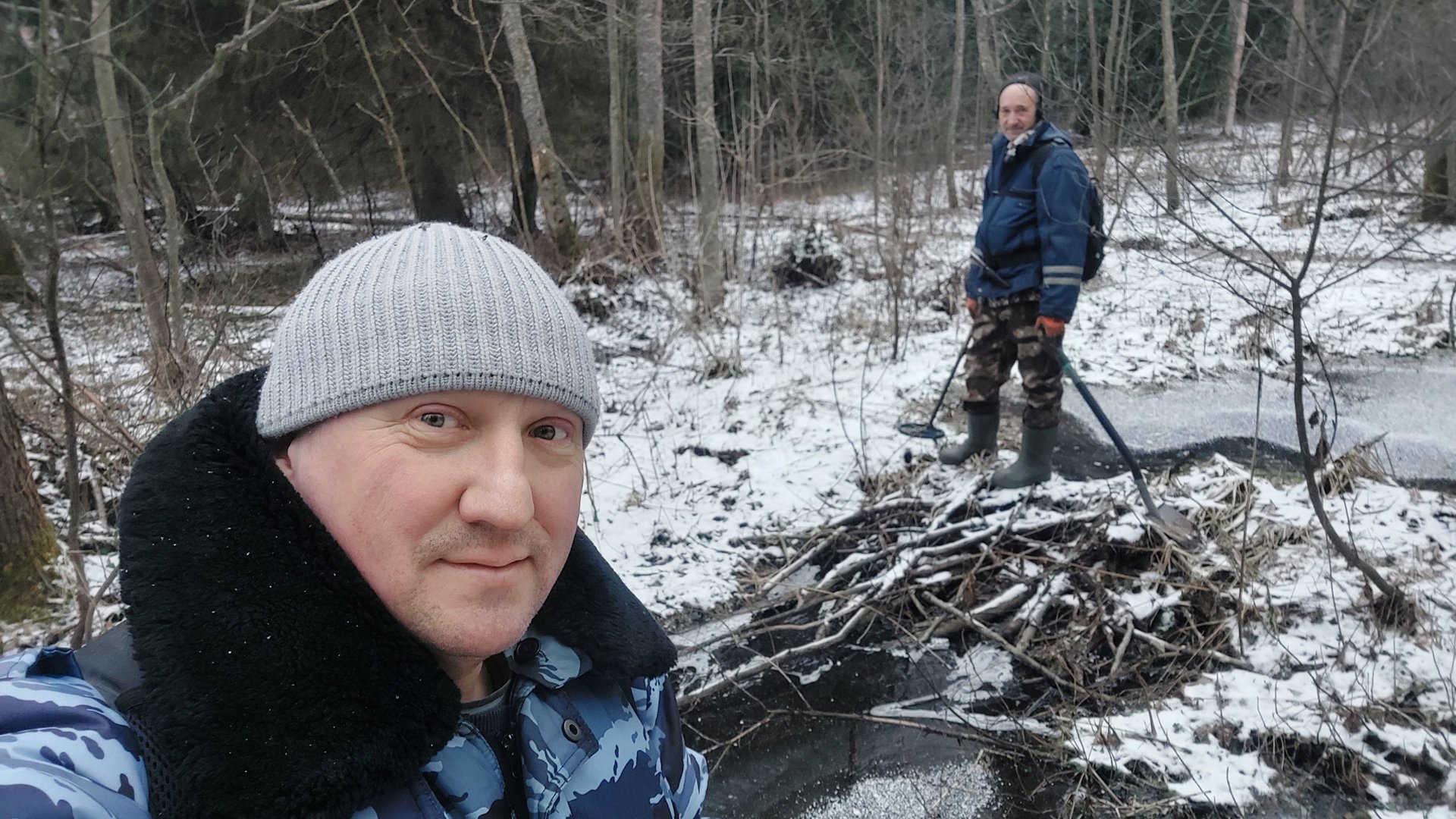 21/Коп 2025 Коп в лесу.