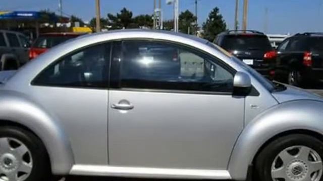2000 Volkswagen New Beetle GLX 1.8T 2dr Turbo Coupe (Toledo, Ohio) смотреть онлайн