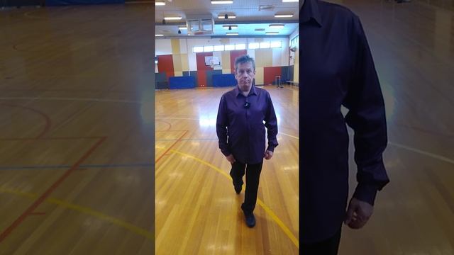 Ballroom Walks смотреть онлайн